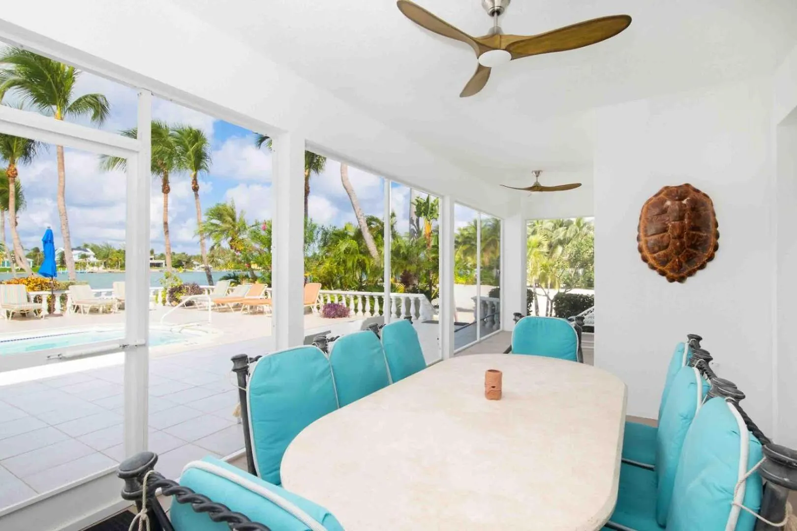 Kailypso - Waterfront Villa With Pool, Renovated Interiors, And Dock On Bio Bay Driftwood Village
