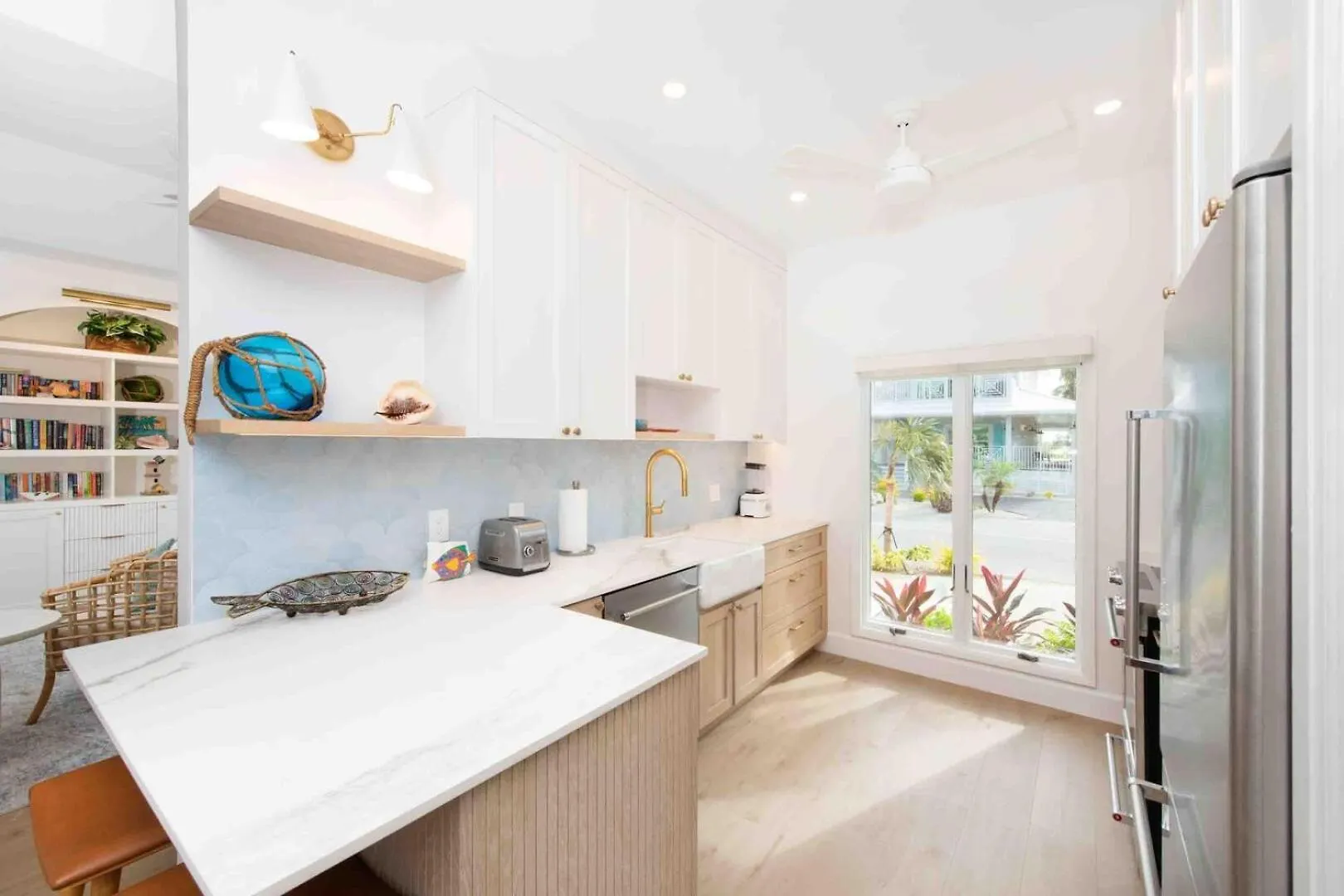 Kailypso - Waterfront Villa With Pool, Renovated Interiors, And Dock On Bio Bay Driftwood Village Îles Caïmans