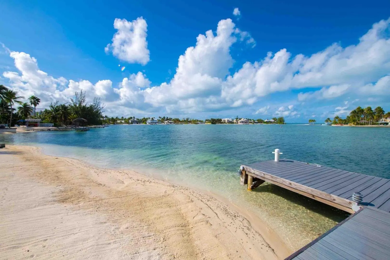 Kailypso - Waterfront Villa With Pool, Renovated Interiors, And Dock On Bio Bay Driftwood Village 0*,