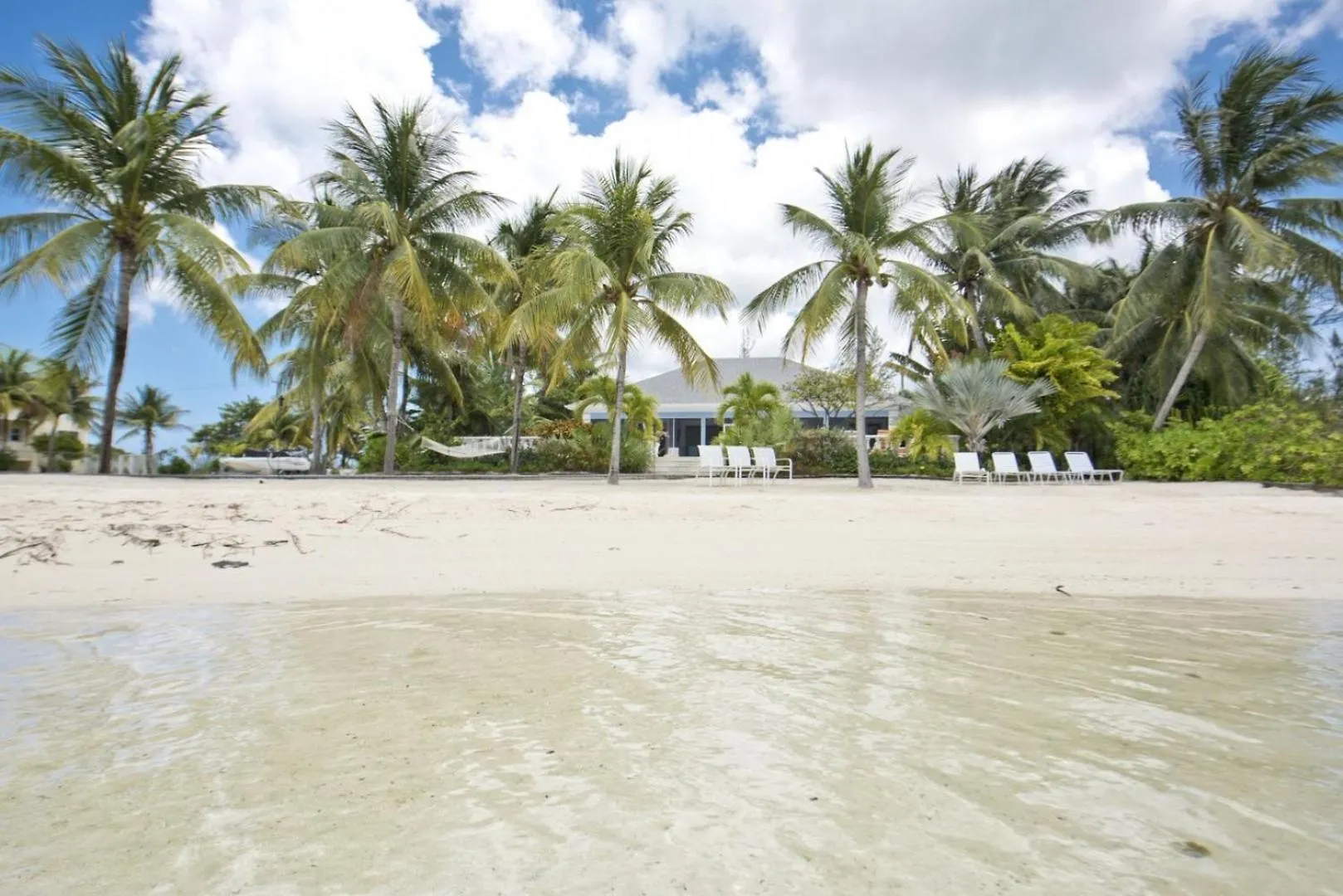 Kailypso - Waterfront Villa With Pool, Renovated Interiors, And Dock On Bio Bay Driftwood Village Cayman Adaları