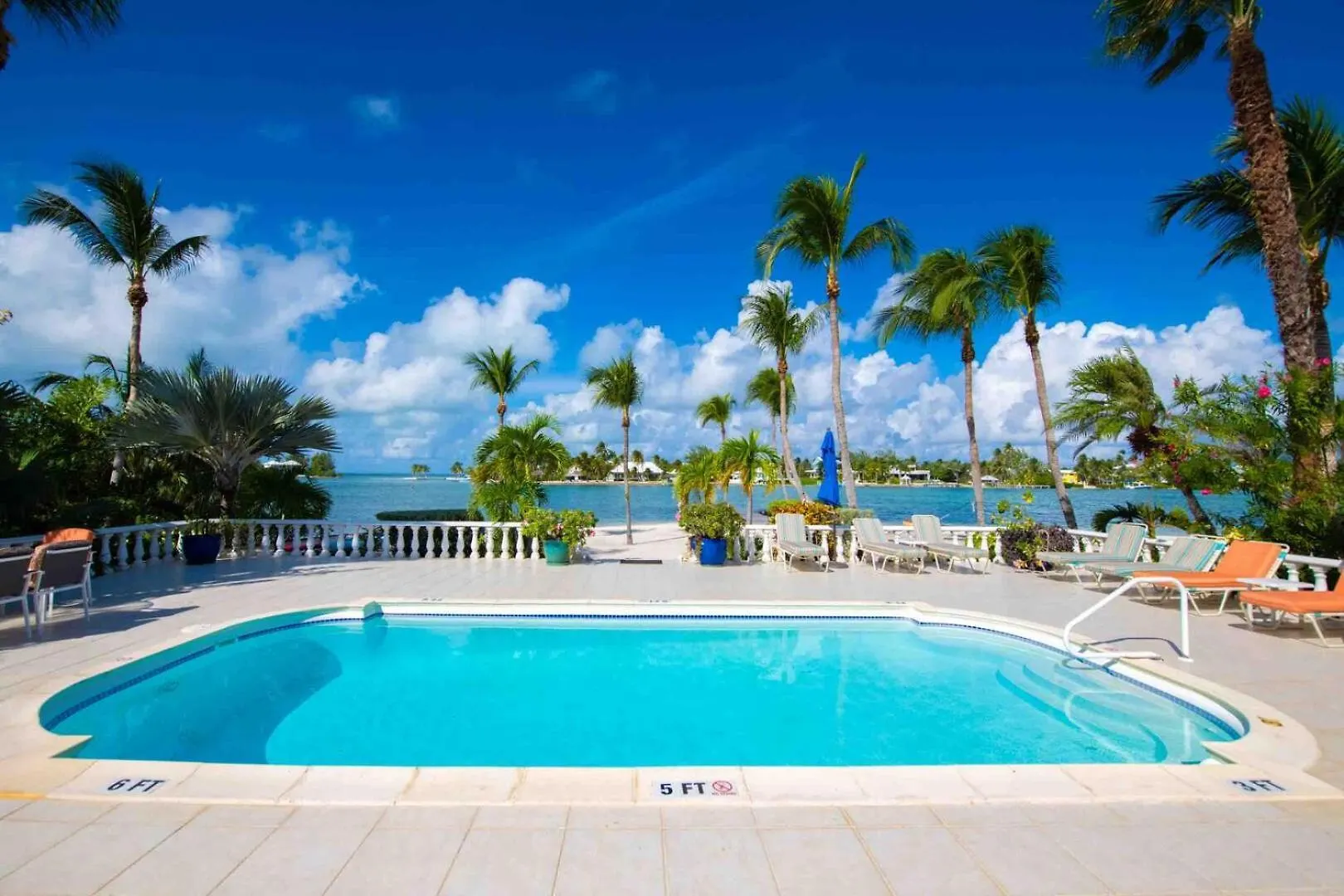 Kailypso - Waterfront Villa With Pool, Renovated Interiors, And Dock On Bio Bay Driftwood Village