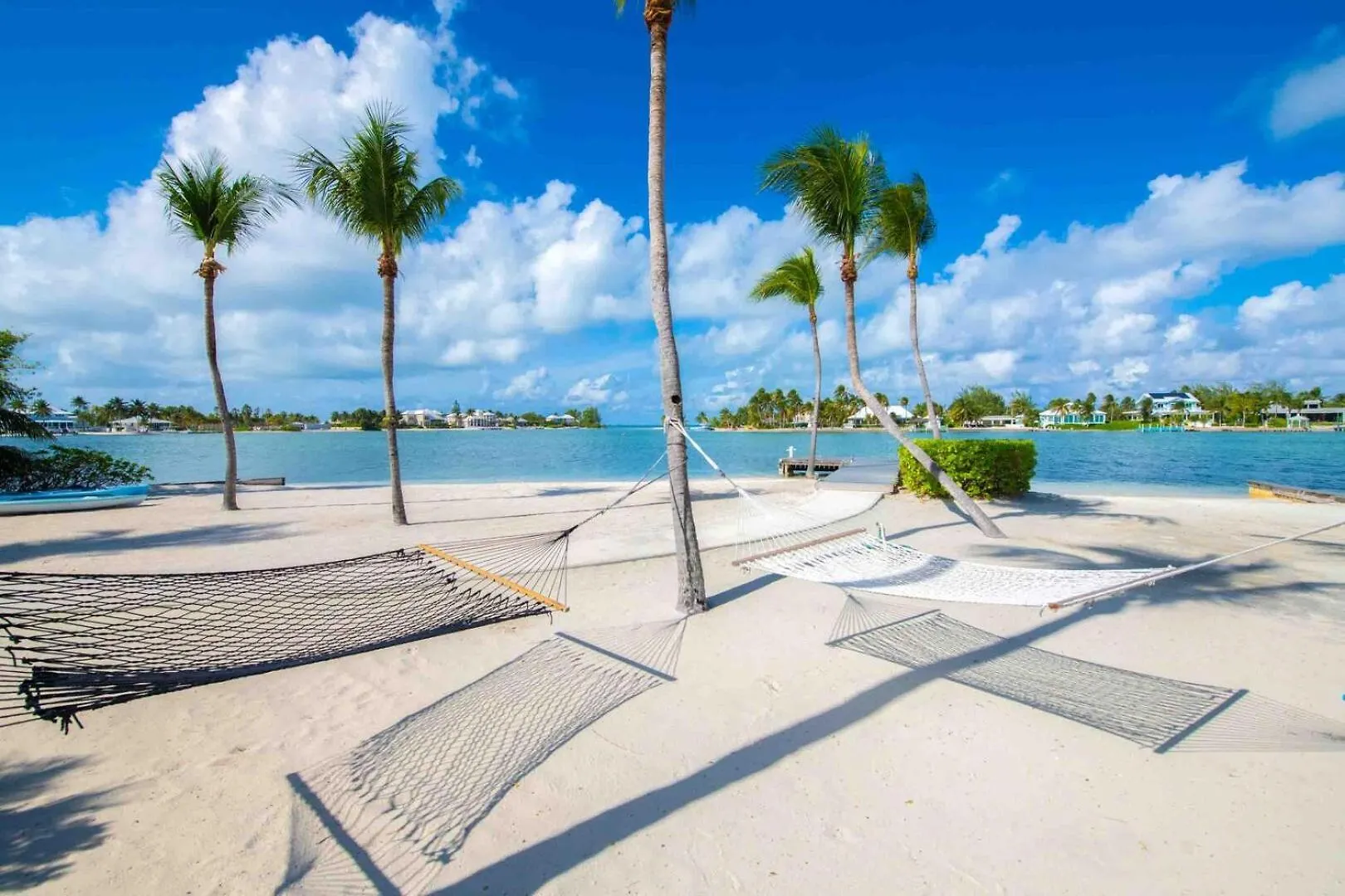 Kailypso - Waterfront Villa With Pool, Renovated Interiors, And Dock On Bio Bay Driftwood Village